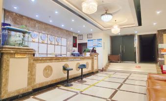 Huating Business Hotel