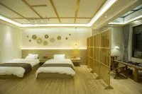 Xiaohe Yishui Inn