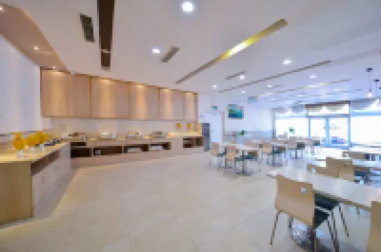 Grace Inn Hotel (Yantai Longkou Railway Station Tonghai Road)