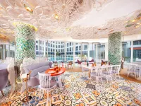 Regala Skycity Hotel by Regal Hotels - breakfast