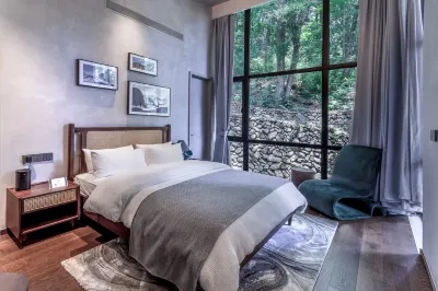 Lenashigu Anji International Stone Art Village Hotels in Zhebei Grand Canyon
