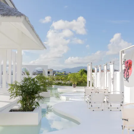 Lingshui Qianyu Qianxun Seaview Holiday B&B (Qingshuiwan Lighthouse Branch)