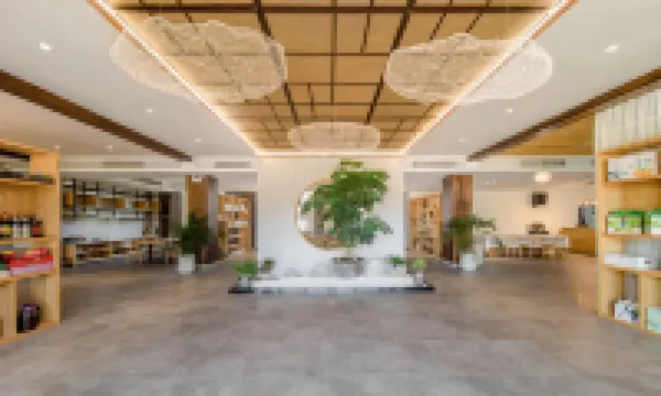 Half-day leisure. Couryard swimming pool resort