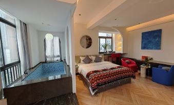 INisle|Skyview Hotel&Bar