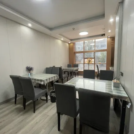 Tianrun Holiday Hotel