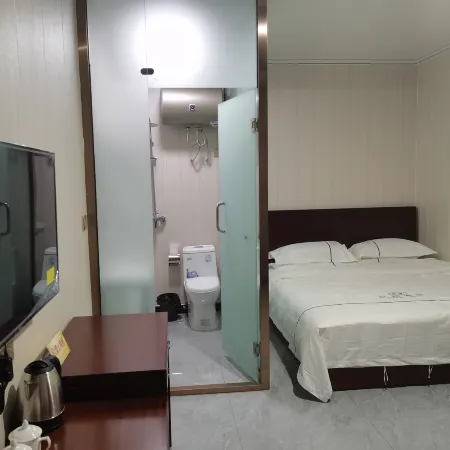 Longyuan Business Hotel