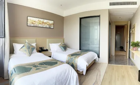 Royal House Boutique Hotel Отели рядом с достопримечательностью «Anhui Science & Technology University (Donghua Road)»