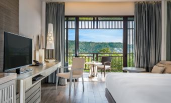 Pullman Phuket Arcadia Naithon Beach