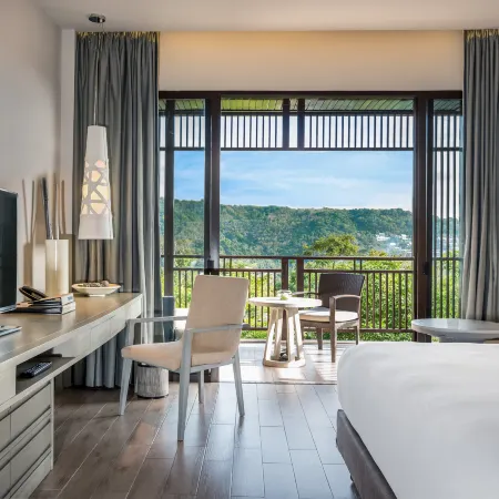 Pullman Phuket Arcadia Naithon Beach