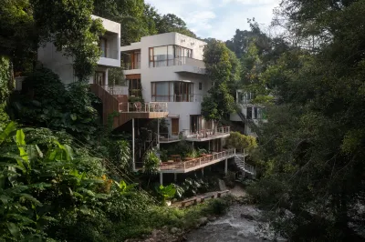 Taryn Tara Cafe and Stay Các khách sạn ở Mae On