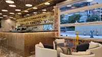Grand Bay View Hotel - bar