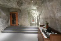 OLD WORDS LAOJUN MOUNTAIN Hotels in Luanchuan