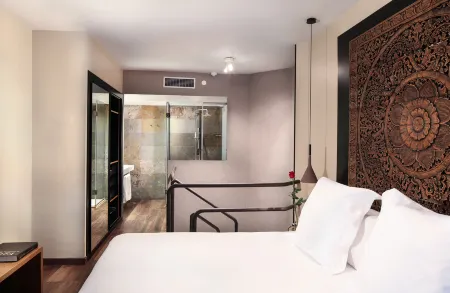 Small Luxury Hotels of the World - Gran Derby Suite