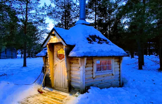 伊納利湖移動小屋