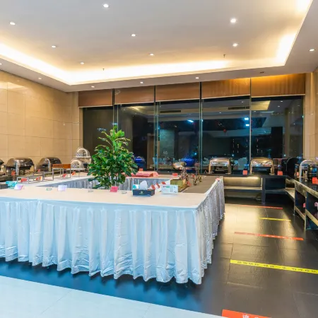 King's Park International Hotel