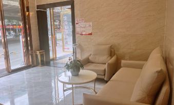 7Days Inn Hotel (Guiyang Beijing Road Guiyi Subway Station)