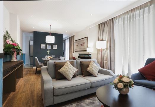 1. 서머셋 시티 센..