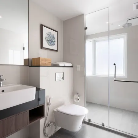 Novotel Living Bangkok Sukhumvit Legacy Отели рядом с достопримечательностью «Асок»