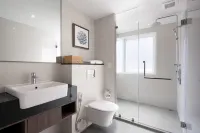 Novotel Living Bangkok Sukhumvit Legacy