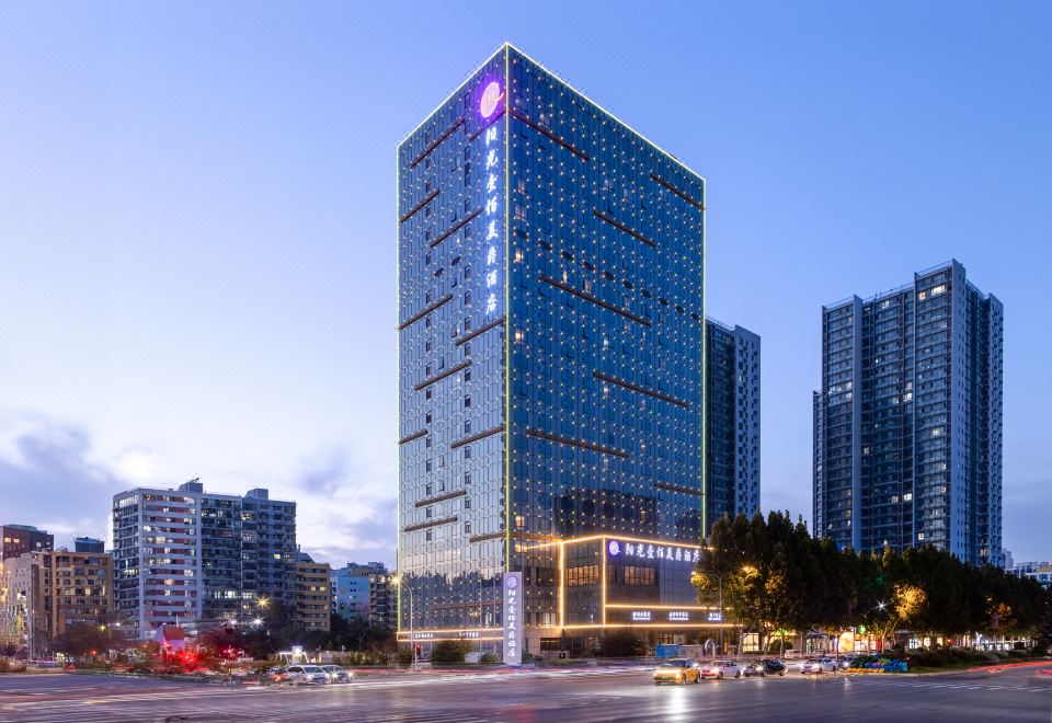 그랜드 머큐어 호텔