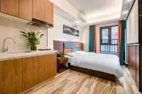 Tiantian Youxi Hotel (Zhengzhou Zhengshang Apartment Mingzhu Fengzhuang Metro Station Branch)