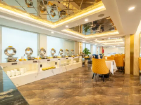 แซนดัลส์ ลิลี่ โฮเทล โรงแรมในด่าหลัต