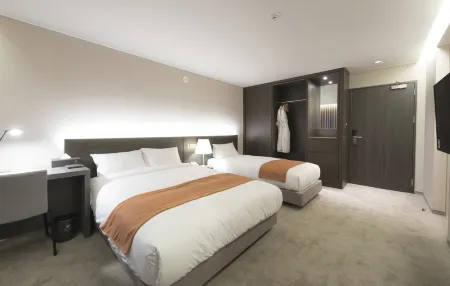 Grand Mer Hotel Seogwipo Ocean Отели рядом с достопримечательностью «Norimae»