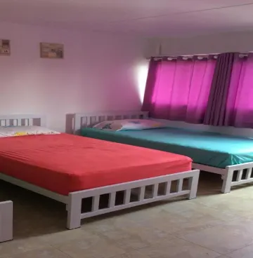 ห้องสำหรับสี่ท่านพร้อมห้องน้ำ