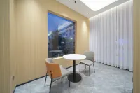 Yestour Hotel (Pingxiang Bus Terminal Vietnam Style Street)