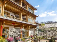 A-Jun And His Friends Entry Luxury Sunshine Garden Courtyard Hotels near The Ancient Town of Shuhe-Sifang Street