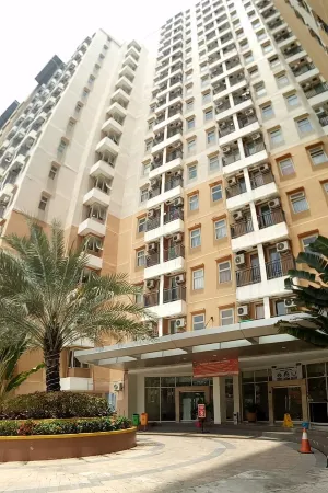 Sartika Apartment Отели рядом с достопримечательностью «University of Indonesia»