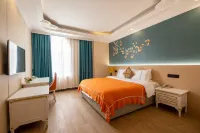 Guangzhou Waifiden Baigong Hotel (Anhuahui Baiyun Avenue North Subway Station) Hotels in Guangzhou