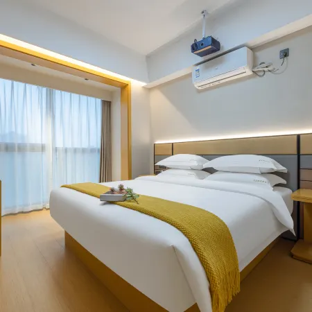 Junlan Li Feng light luxury hotel（Cixi Hangzhou Bay Century City store）