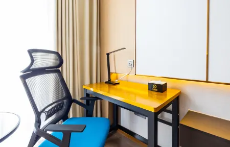 Jiuyue Nanjing Hotel Отели рядом с достопримечательностью «Lingshanwan Seaside Park»