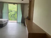 Tiger House River Kwai Hotels in Si Sawat