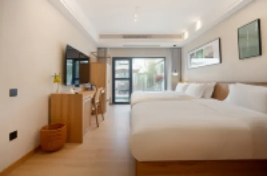 MOUNT VIEW TWO WORLDS ESTHETIC RESORT