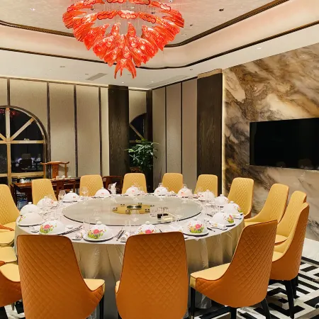 Winner International Hotel