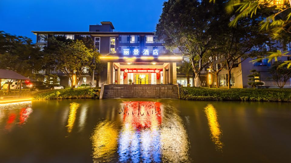 Li Jing Hotel Mile