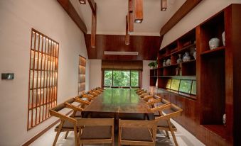Zhangjiajie Fu Xi Er Yi ·LiFe Qingshe Design Meisu