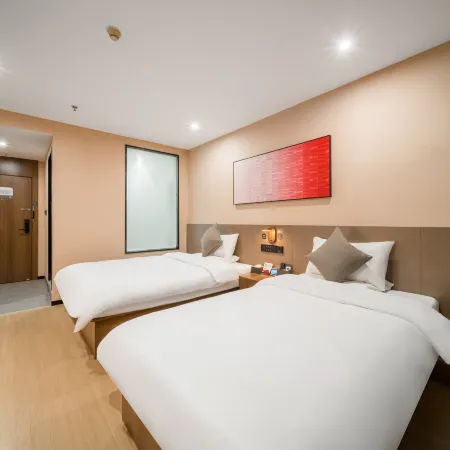 Shankee Coffee Style Hotel (Fuzhou Dongjiekou Shopping Center East Street Entrance Subway Station) Отели рядом с достопримечательностью «Liu Qixian Former Residence»