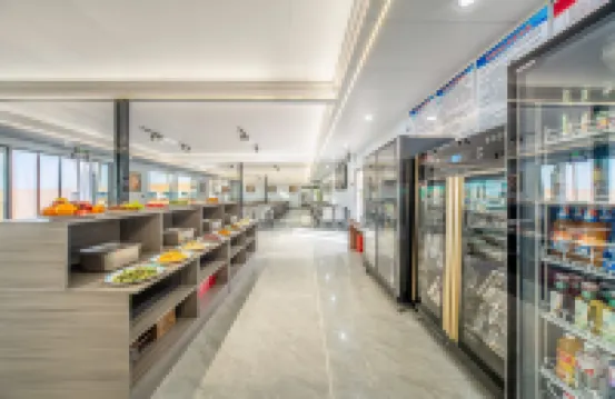 Zhongwei Shapotou Tengger Desert Camping Hotel
