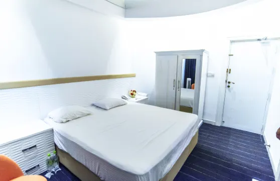 位於瑟納納亞克普拉的9卧室公寓-100平方米|帶9個獨立浴室