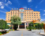 Jinshijie Hotel Hotels in Delingha