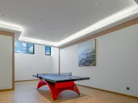 Vienna Hotel (Zhangye Gaotie West Railway Station Dafo Temple)