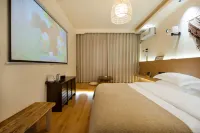 Jiuzhaigou Valley Scenic and Historic Interest Area Wangyunjian·Vacilando Resort (Eternal Love Show)