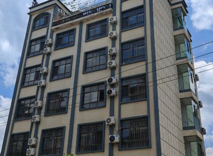 盤州盛夏ホリデイホテル