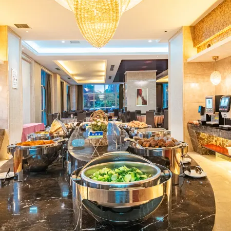 Puhua Hotel