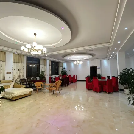 Panzhou Yuqin Inn