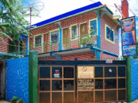 DMI Hotels and Apartments with Newly opened Lava Stone Pool by Reddoorz Hotels in Tabaco