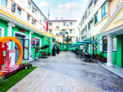 Beijing Zhong'an Hotel ( Near metro,Tian'anMen,Forbidden City. Free laundry and tourism service) Hotel di Beijing